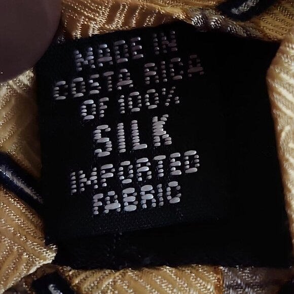 Vintage Neo Bill Blass 100% Silk Necktie, Diamonds & Rectangles, Gold Background - Picture 4 of 6
